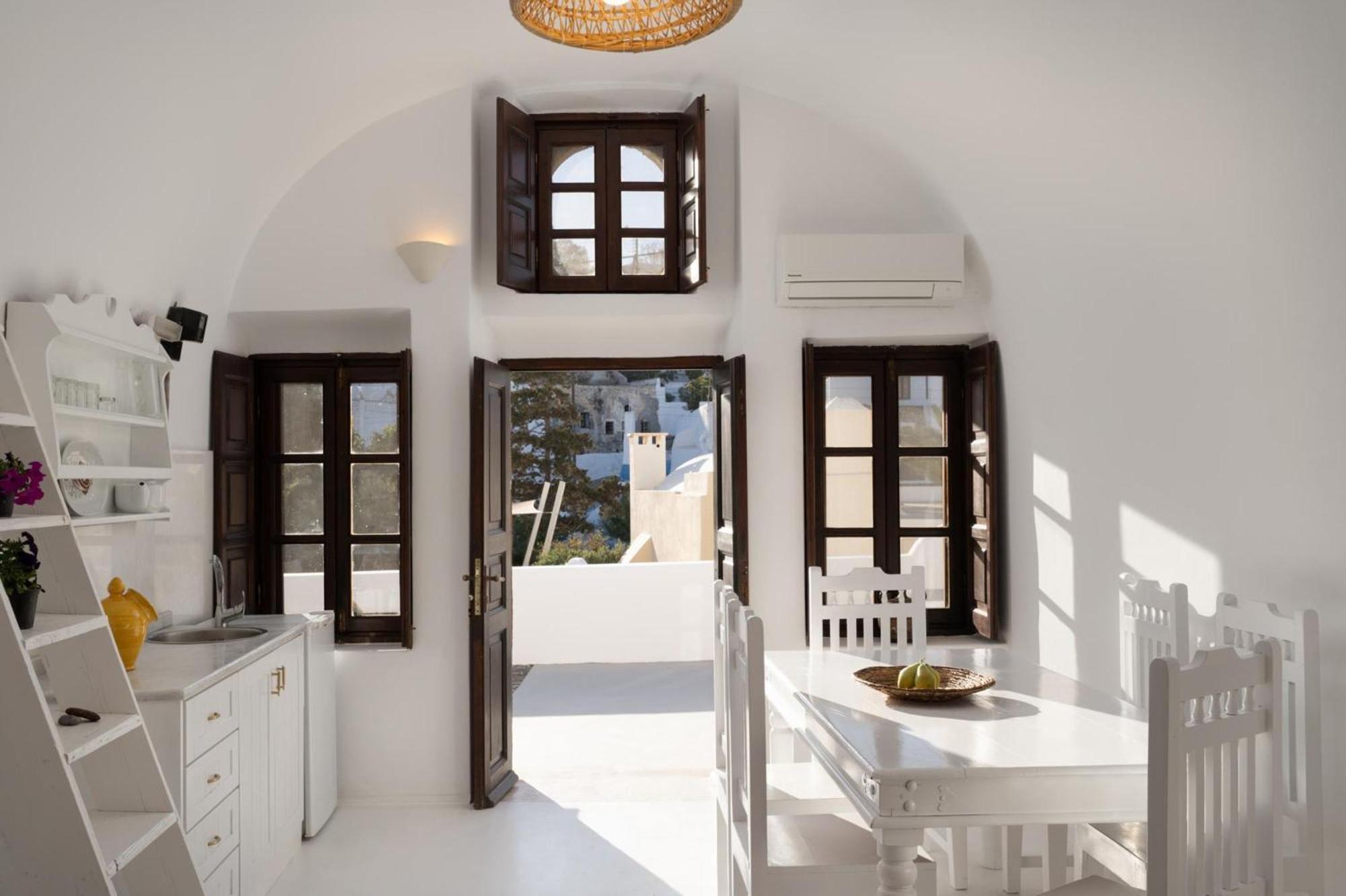 Madame Kalitsi Cozy Suites Fira  Exterior foto